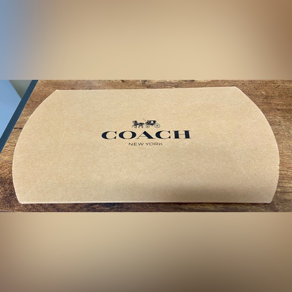 NWT! Coach designer pavé charm bracelet w/ fun colorful charms + Coach gift box - Picture 11 of 13